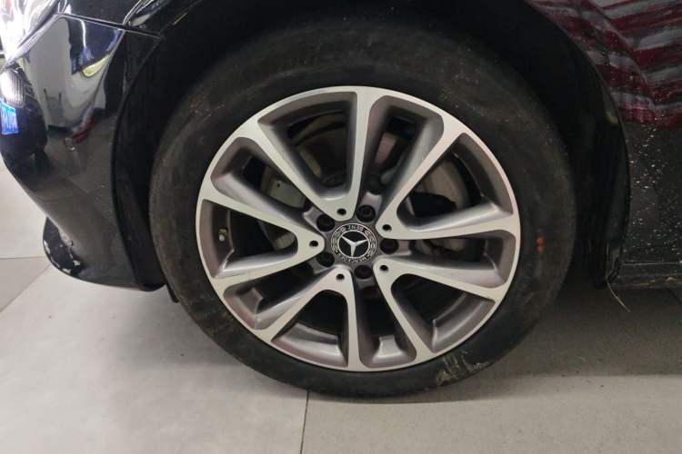 Used Mercedes-Benz E-Class 2019 E 260 L
