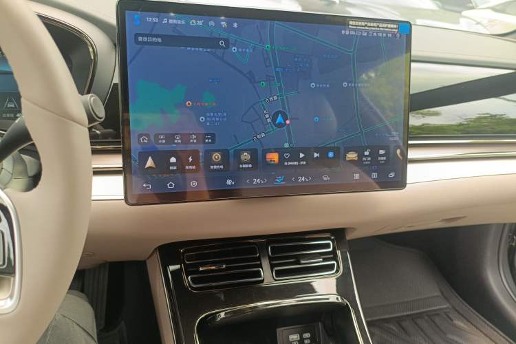 Used BYD Han 2024 EV Glory Edition 605KM Front-Wheel-Drive Premium Model Audio And AC Panel