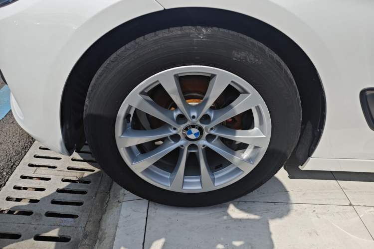 Used BMW 3 Series GT 2017 320i Sport Edition
