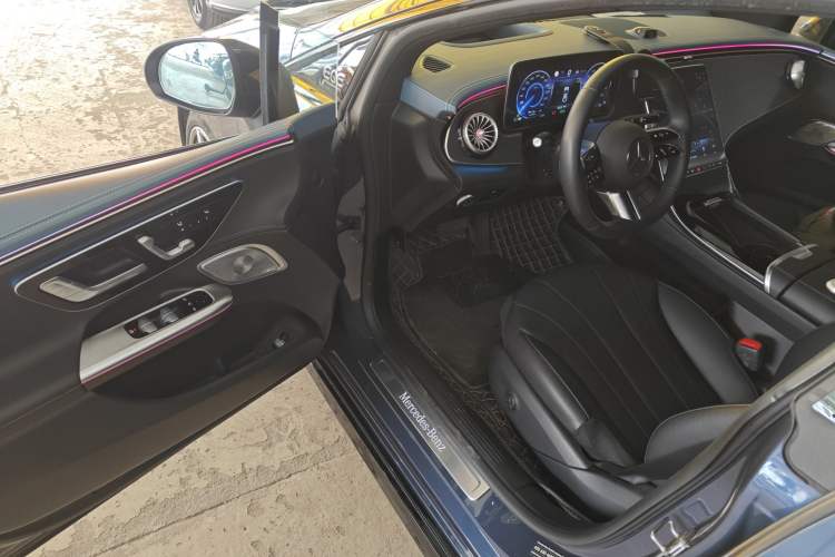 Used Mercedes-Benz EQE 2022 350 First Edition Special Version Driver Seat