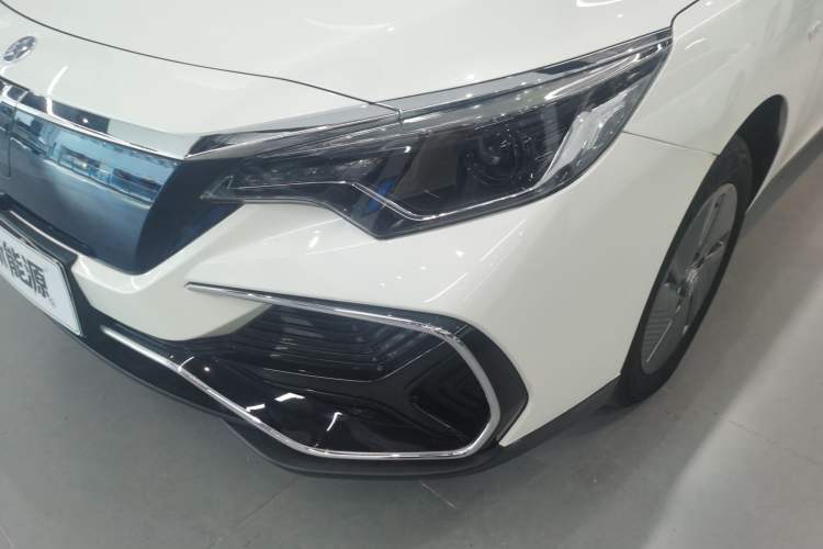 Used Venucia D60EV 2023 PLUS Comfort Edition RJ Model
