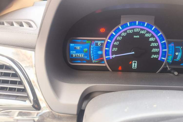 Used BYD S7 2017 2.0T Automatic Prestige Edition Odometer Close Up