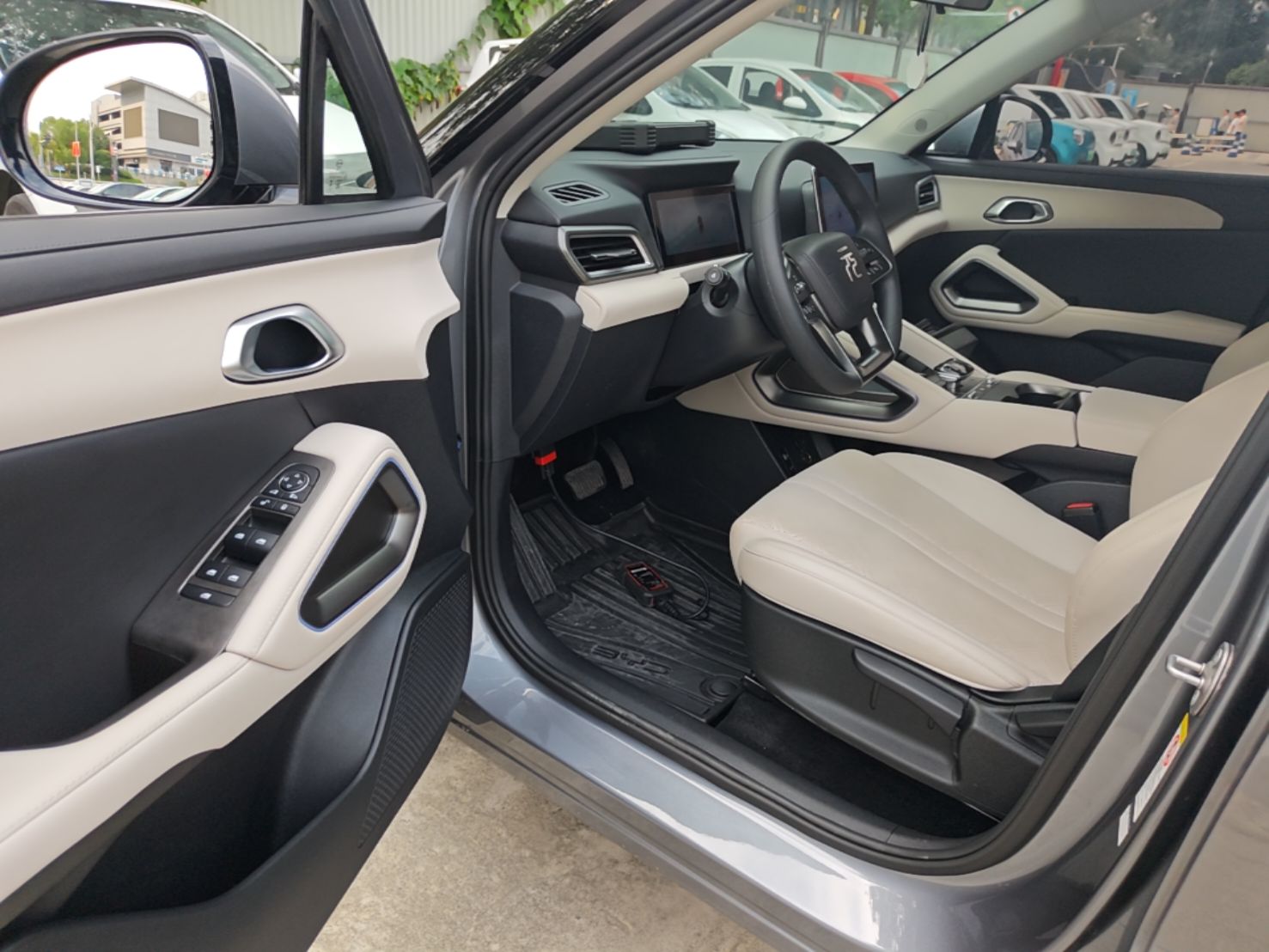 BYD Yuan UP 2024 401 km Active Version — снимка 18