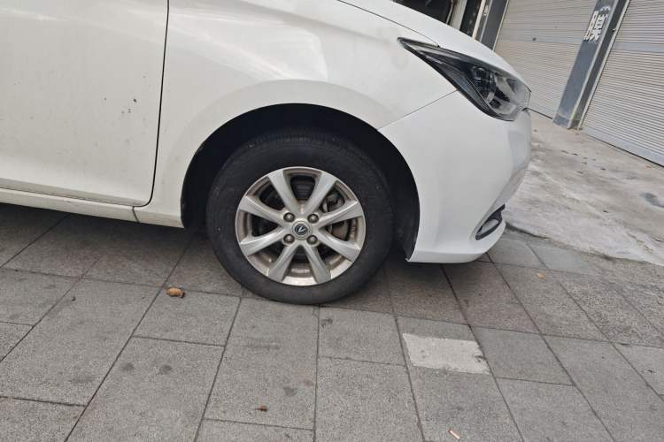 Used CHANGAN Alsvin 2019 1.5L DCT Comfort Model China VI Standard
