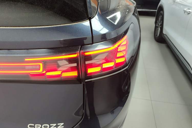 Used Volkswagen ID.6 CROZZ 2022 Long-Range PRO Edition