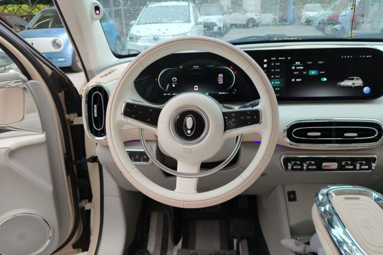 Used ORA Ballet Cat 2022 401 km Nutcracker Edition