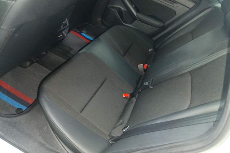 Used Honda Civic 2022 240TURBO CVT Dynamic Edition Left Rear Seat