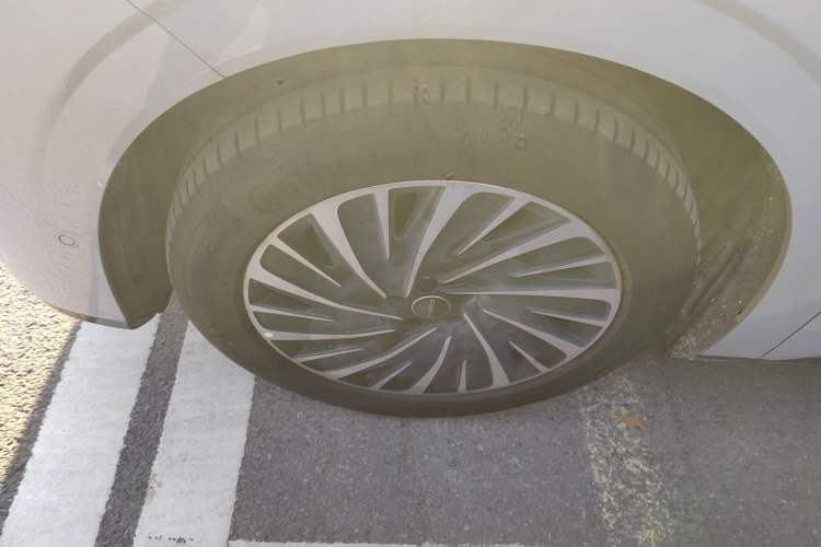 Used EXEED Star Era ET 2025 Extended-Range 240 Max All-Wheel Drive Urban Advanced Driver Assistance
