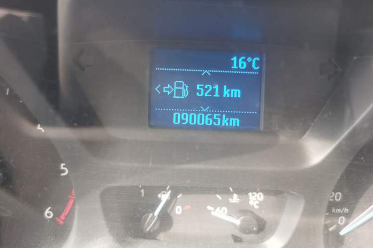 Used Ford Transit 2019 2.0T Diesel Commercial & Travel Short Wheelbase Low-Roof 9-Seater China VI