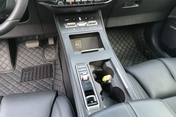 Used Lincoln Corsair 2024 2.0T Four-Wheel Drive Prestige Edition