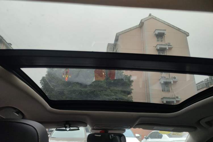 Used Hongqi H5 2018 30TD Smart Connect Enjoy Edition
