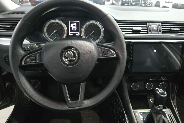 Used Skoda Superb 2018 TSI280 DSG Standard Edition China V Emission Standard