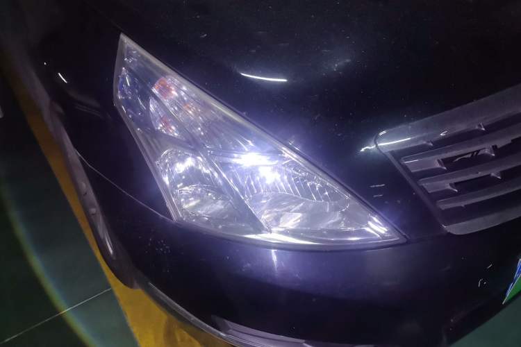 Used Nissan Teana 2008 2.0L XL Comfort Edition Right Front Headlight