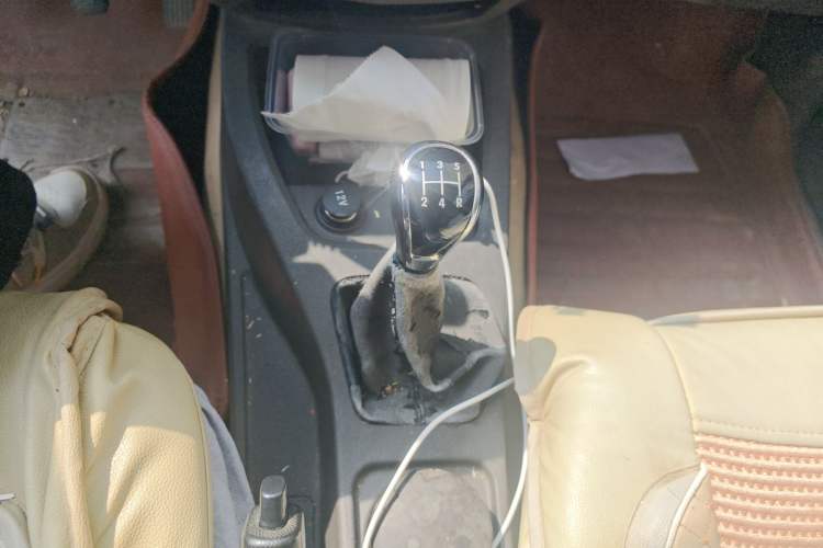 Used Wuling Hongguang 2015 1.5L S1 Standard China V-Emission Standards