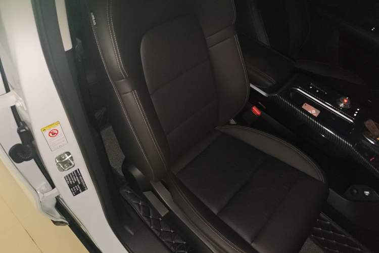 Used Haval DARGO 2021 1.5T DCT Two-Wheel Drive Border Collie Edition Right Front Seat