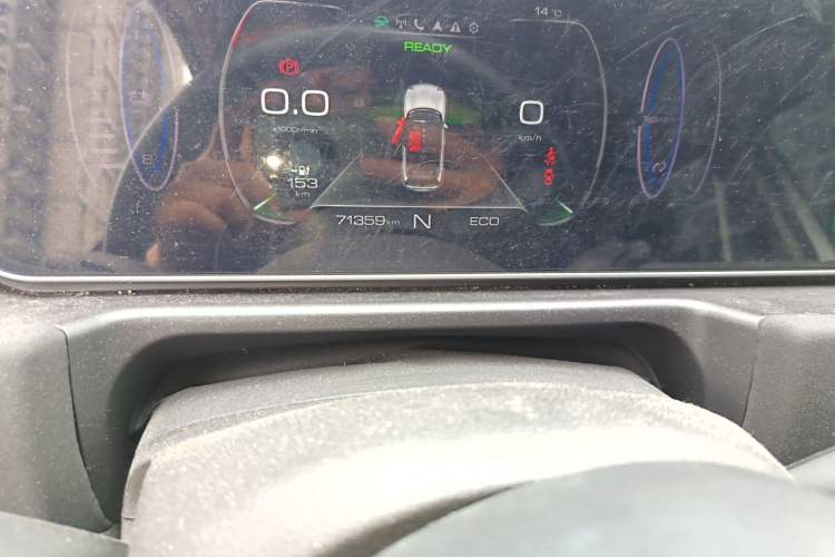 Used ORA Good Cat 2022 400km Standard Range Luxury Version Lithium Iron Phosphate Odometer Close Up