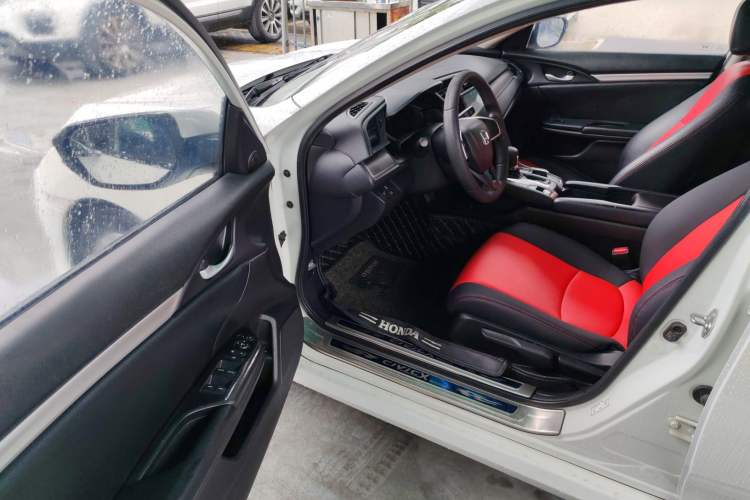 Used Honda Civic 2016 180TURBO CVT Comfort Version