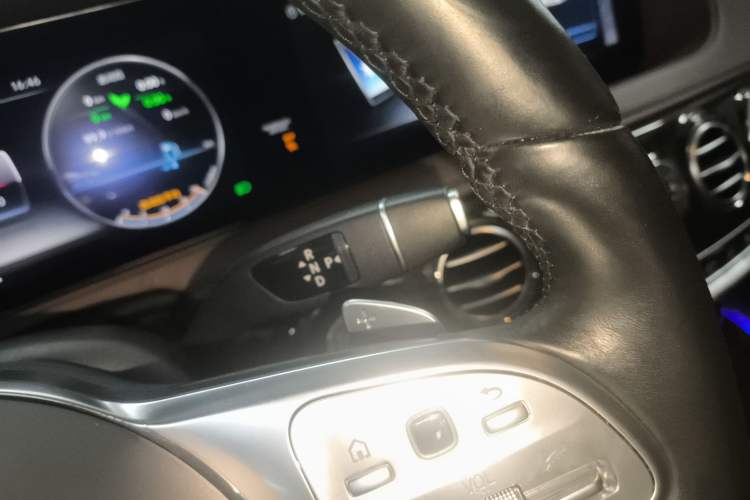 Used Mercedes-Benz S-Class 2020 S 350 L Business Class Ultimate Edition Gear Lever