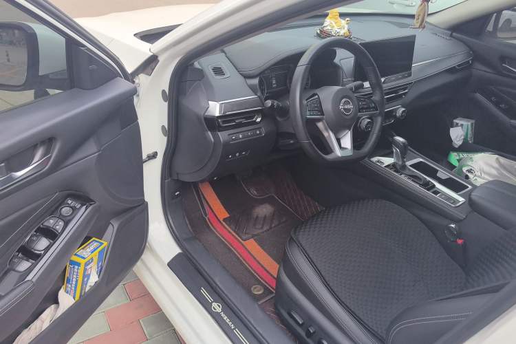 Used Nissan Teana 2022 2.0L XL-Upr Enjoyment Edition Driver Seat