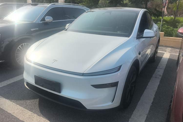 Used Tesla Model Y 2026 Rear-Drive Model