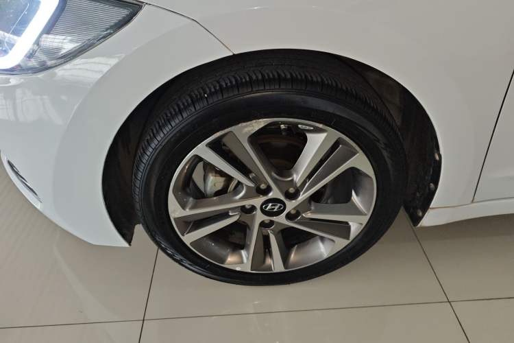 Used Hyundai Elantra (6th Generation / Lingdong) 2016 1.6L Automatic ZhiXuan – Elite Version