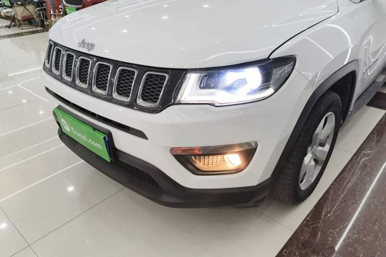 Used Jeep Compass 2019 220T Automatic Family Edition