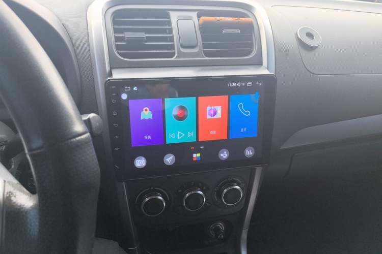 Used Suzuki Wagon R X5 2013 Revised Version 1.4L VVT Cruise Edition Audio And AC Panel