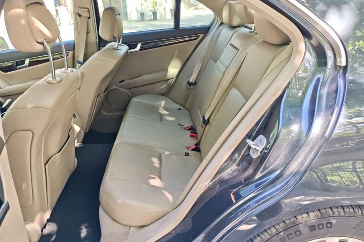 Used Mercedes-Benz C-Class 2011 C 200 CGI Elegant Model
