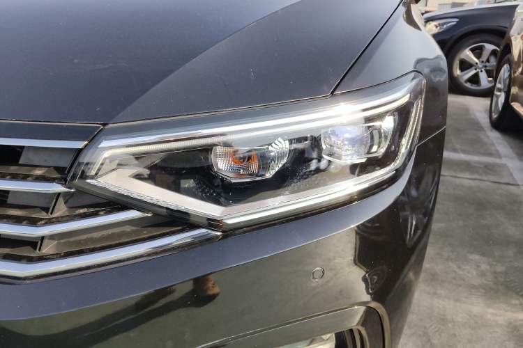 Used Volkswagen Magotan 2020 330TSI DSG Luxury Edition
