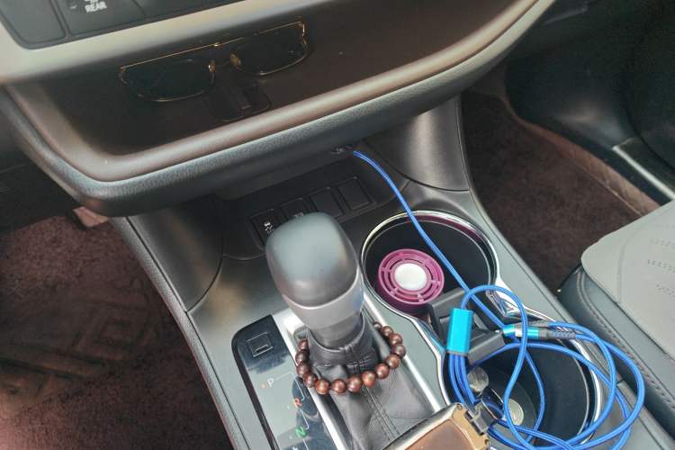 Used Toyota Highlander 2017 2.0T Two-Wheel Drive Luxury Edition 7 Seats