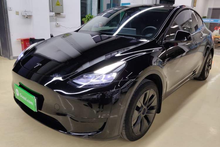 Used Tesla Model Y 2023 Rear-Wheel-Drive Version