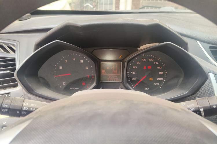 Used Chery Fengyun 2 2013 Hatchback 1.5L Manual Ruiyi Edition Instrument Cluster