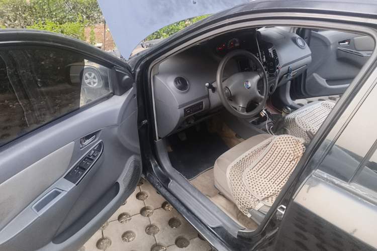 Used Geely Auto Diamond 2010 1.5L Manual - Unbeatable Upgraded Version