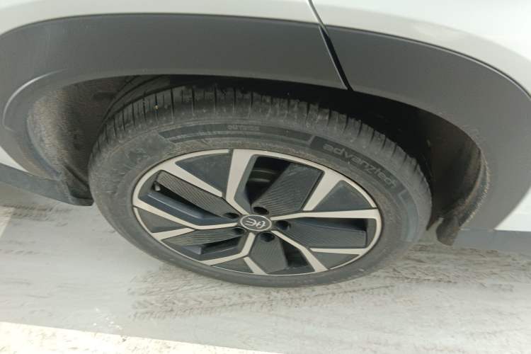 Used BYD Song L DM-i 2025 Intelligent Driving Version 160 km Beyond-Range Type
