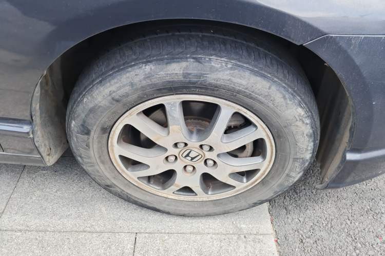 Used Honda Odyssey 2008 2.4L standard version Right Front Wheel Hub