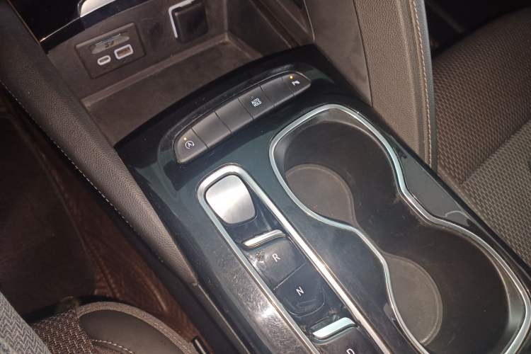 Used Buick Envision 2020 Onix S 652T Two-Wheel Drive Elite Model