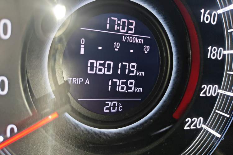 Used Honda Odyssey 2015 Updated Version 2.4L Smart Edition
