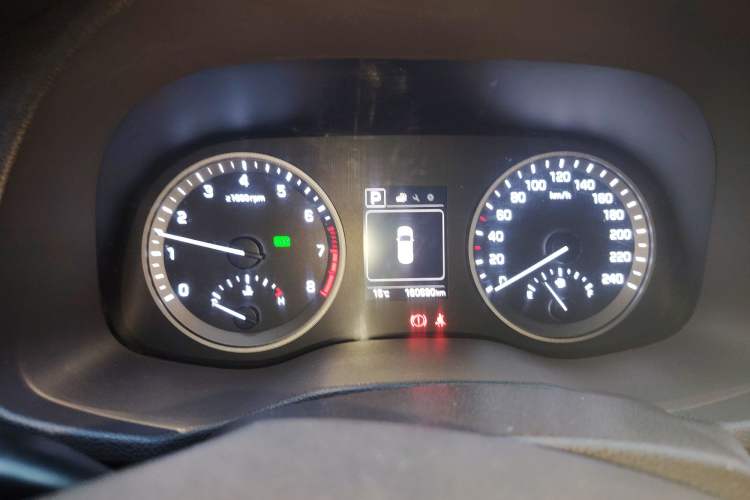 Used Hyundai Tucson 2015 1.6T Dual-Clutch Two-Wheel-Drive Smart Model
