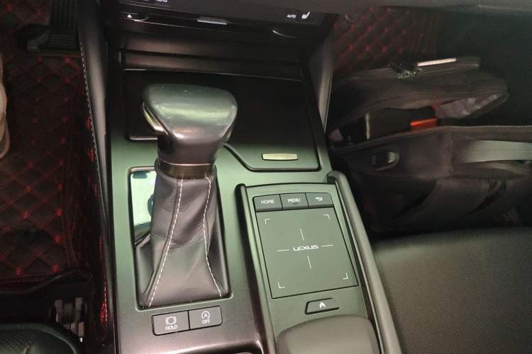 Used Lexus ES 2018 200 Excellence Edition China V Standard
