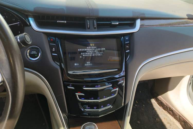 Used Cadillac XTS 2017 28T Elite Model Audio And AC Panel