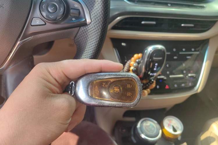 Used Buick GL8 2021 ES Landtrek 653T Smart Luxury Model Vehicle Key