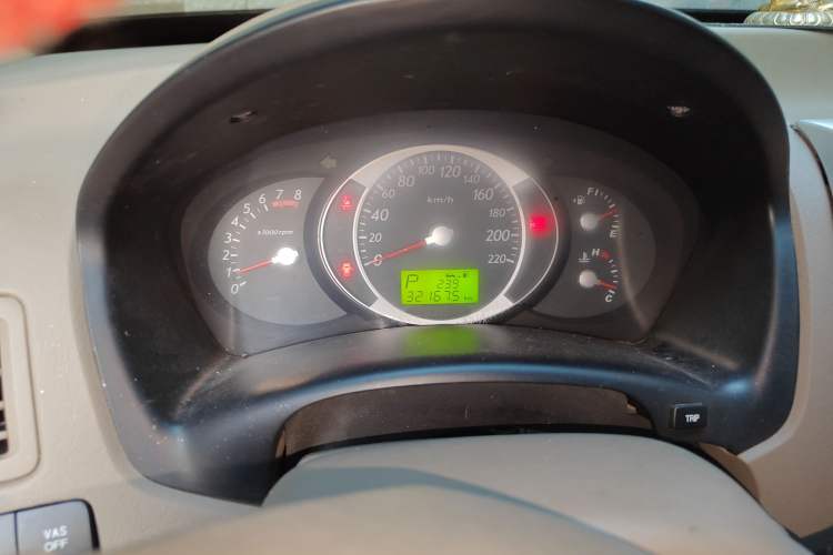 Used Hyundai Tucson 2009 2.0L Automatic Two-Wheel Drive with Sunroof