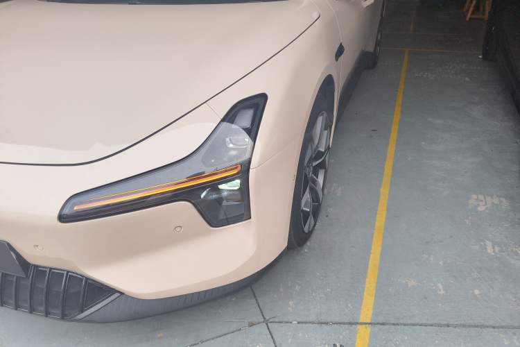 Used XPeng MONA M03 2024 620 with Ultra-Long Range