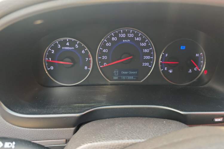 Used Hyundai Santa Fe Classic 2012 2.4 Ultimate Edition 7-Seater Four-Wheel Drive Instrument Cluster