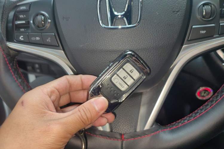 Used Honda UR-V 2017 240TURBO Two-Wheel Drive Classic Edition China V