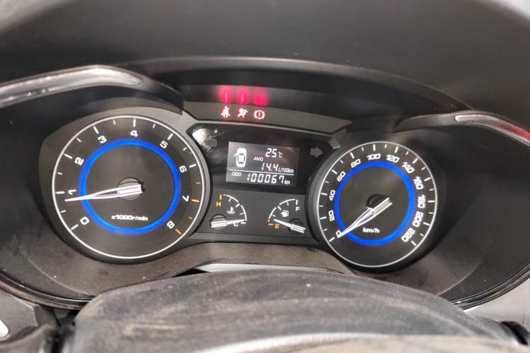 Used CHANGAN Alsvin V7 2016 1.6L Manual Fun Edition China V Standard
