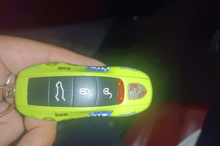 Used Porsche Cayenne 2015 Cayenne 3.0T Vehicle Key