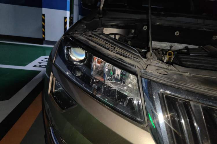 Used Skoda Karoq 2019 TSI280 SmartDrive Luxury Edition China V Standard Right Front Headlight