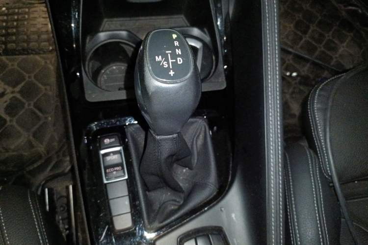 Used BMW X1 2018 sDrive18Li Luxury Model Gear Lever