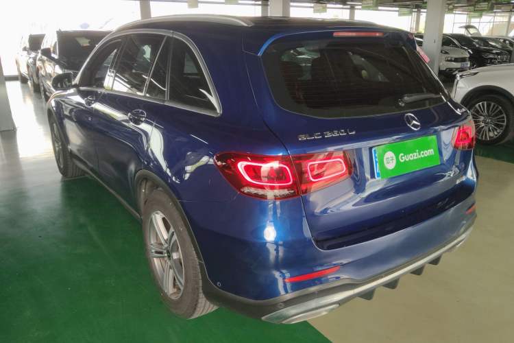 Used Mercedes-Benz GLC 2020 GLC 260 L 4MATIC Luxury Model Exterior 2